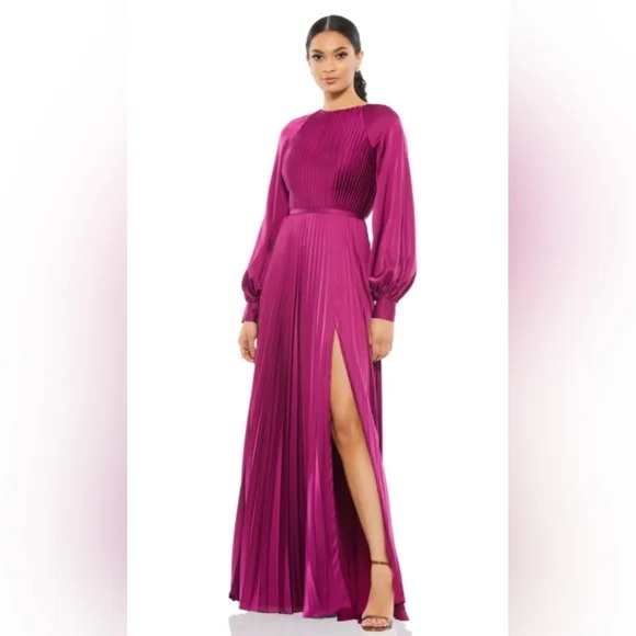 MAC DUGGAL Pleated High Neck Raglan Long Sleeve Side Slit Gown BERRY SIZE 16 - Picture 1 of 4